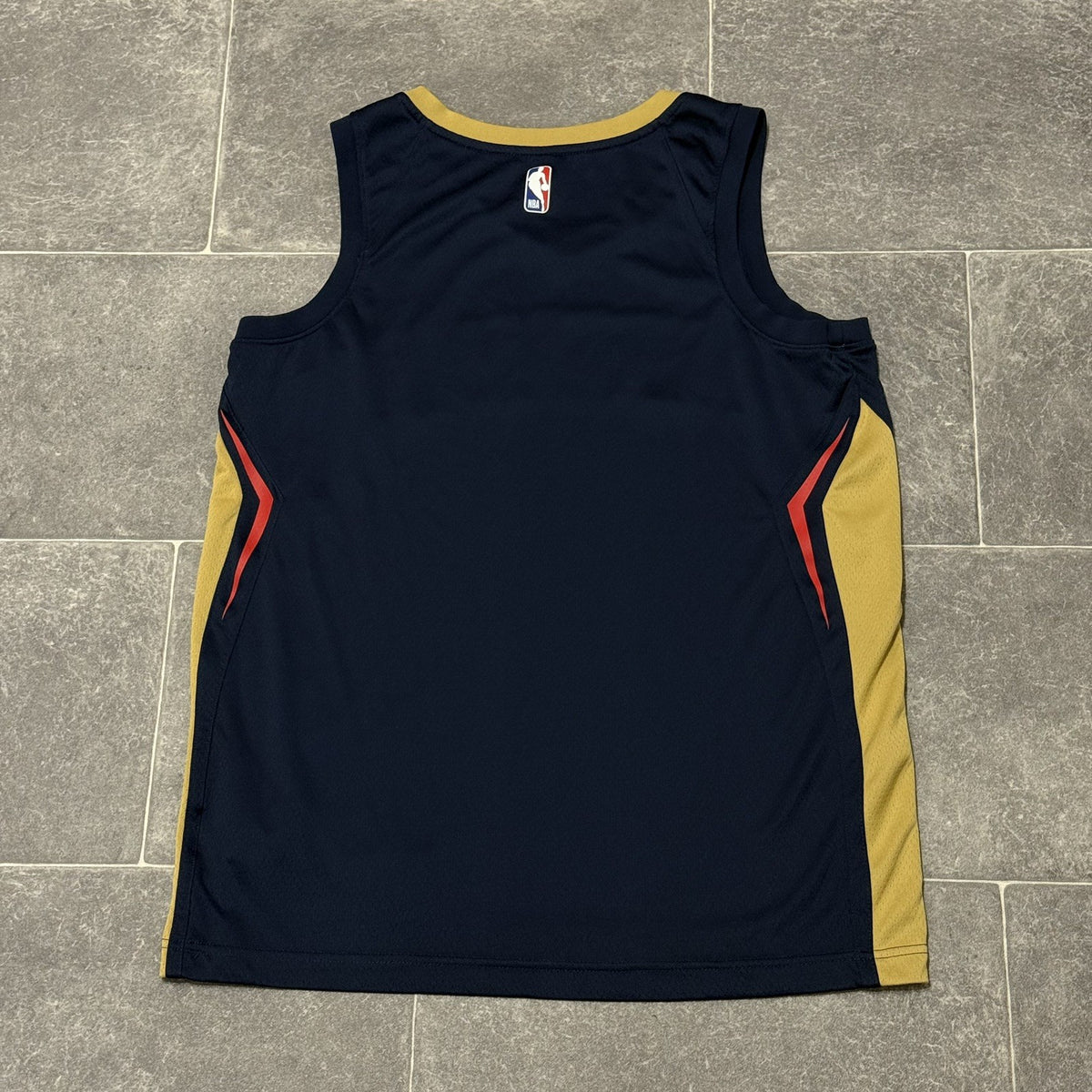 New Orleans Pelicans Jersey Mens Medium NBA Nike Basketball Shirt