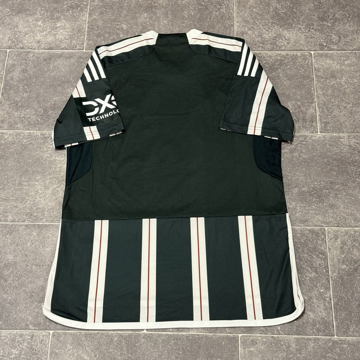 Manchester United 23/24 Away Shirt Large Men’s Adidas Football Jersey