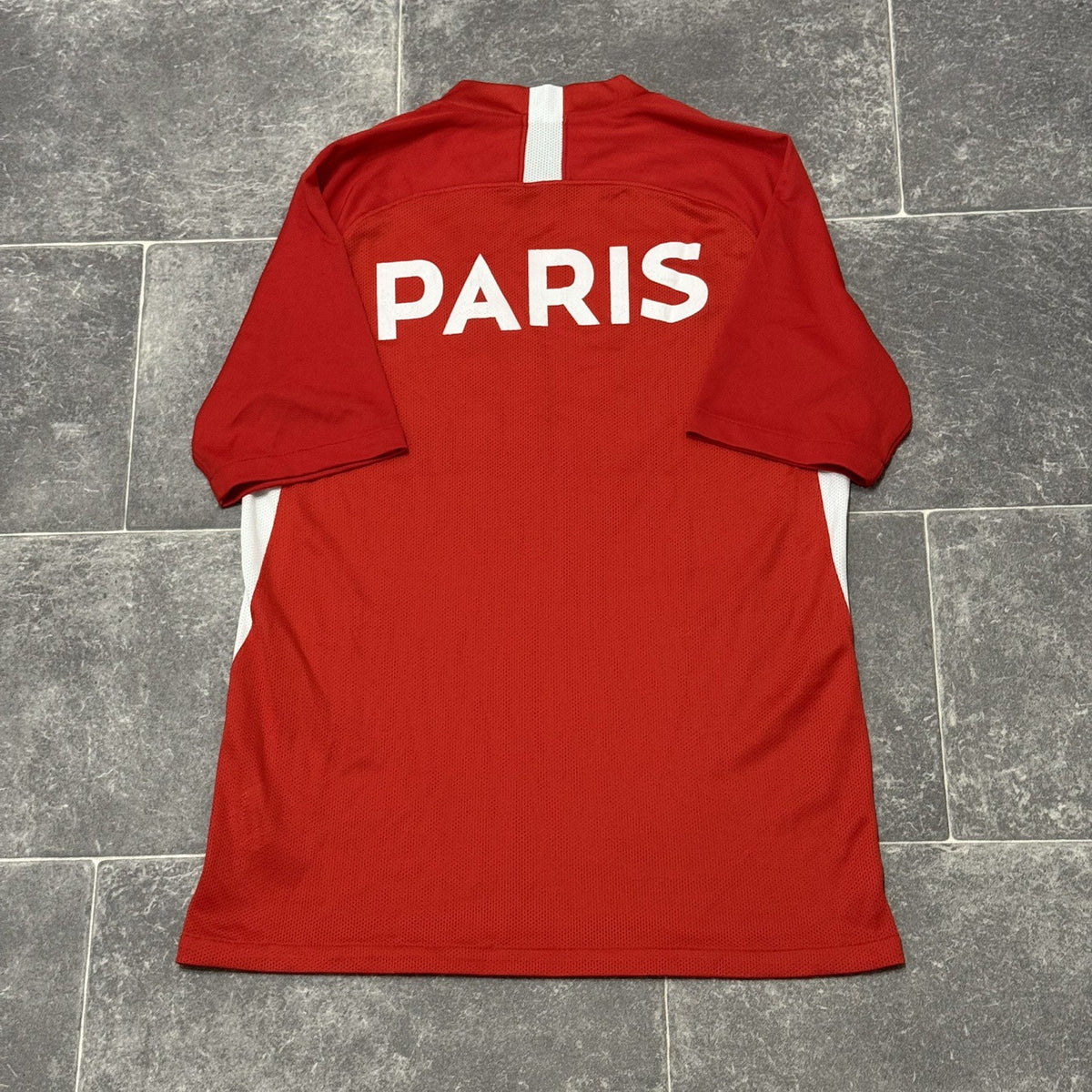 Paris Saint Germain PSG Football Shirt Training Soccer Jersey Medium Adults