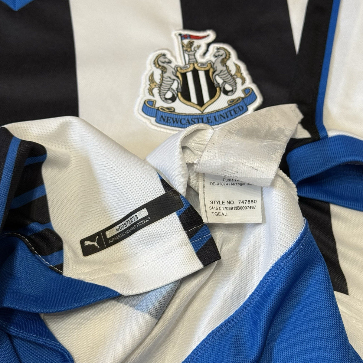 Newcastle United Home Football Shirt Men’s Large 2015 2016 Puma 45 Mitrović