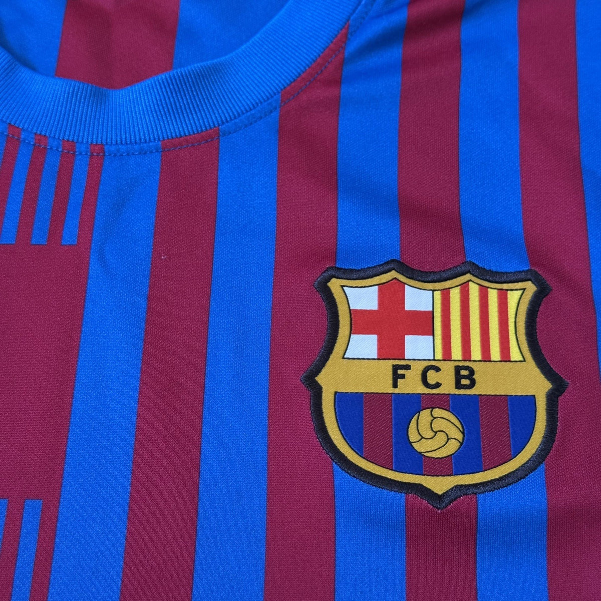 Barcelona Football Shirt Jersey 2021/22 Home Adults Medium