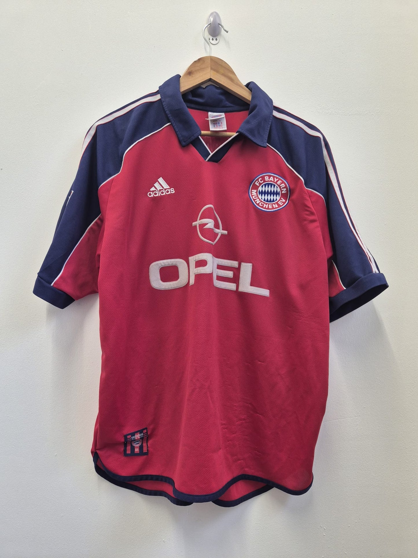 Bayern Munich 1999/00 'Elber 9' Home Shirt Large