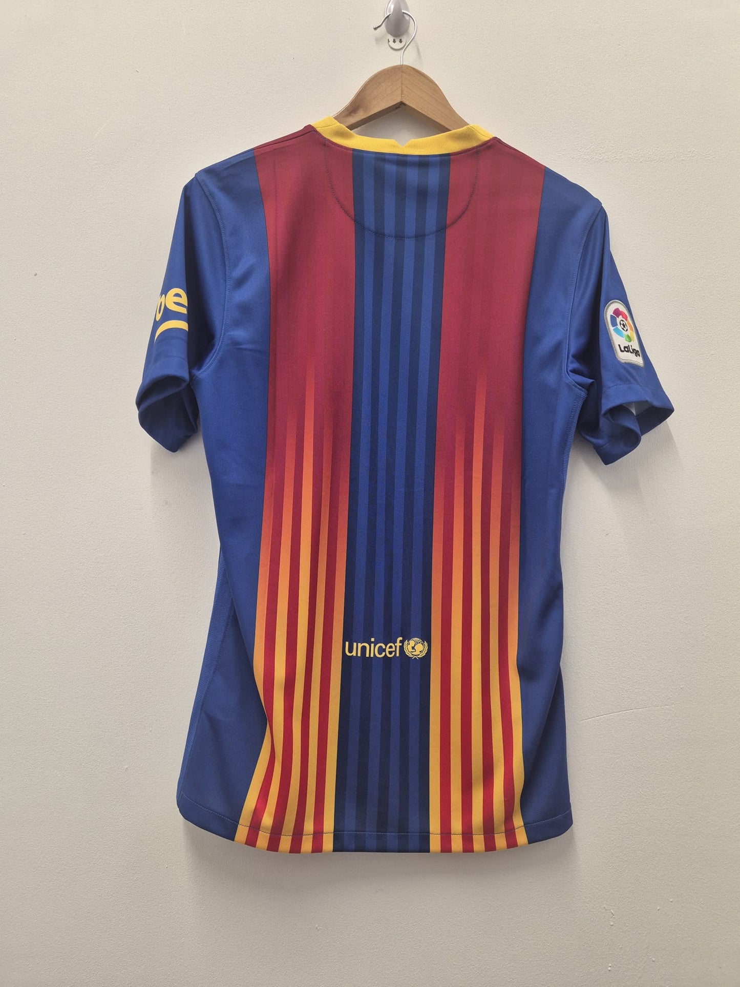 Barcelona 2020/21 'El Classico'  Home Shirt Small