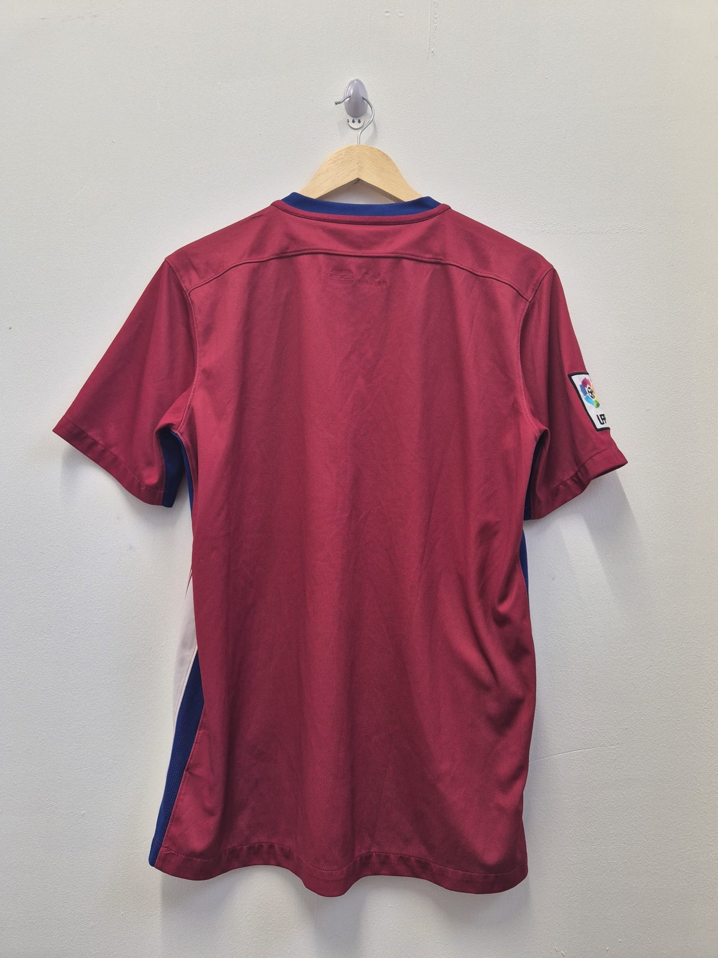 Atletico Madrid 2015/16 Home Shirt Medium
