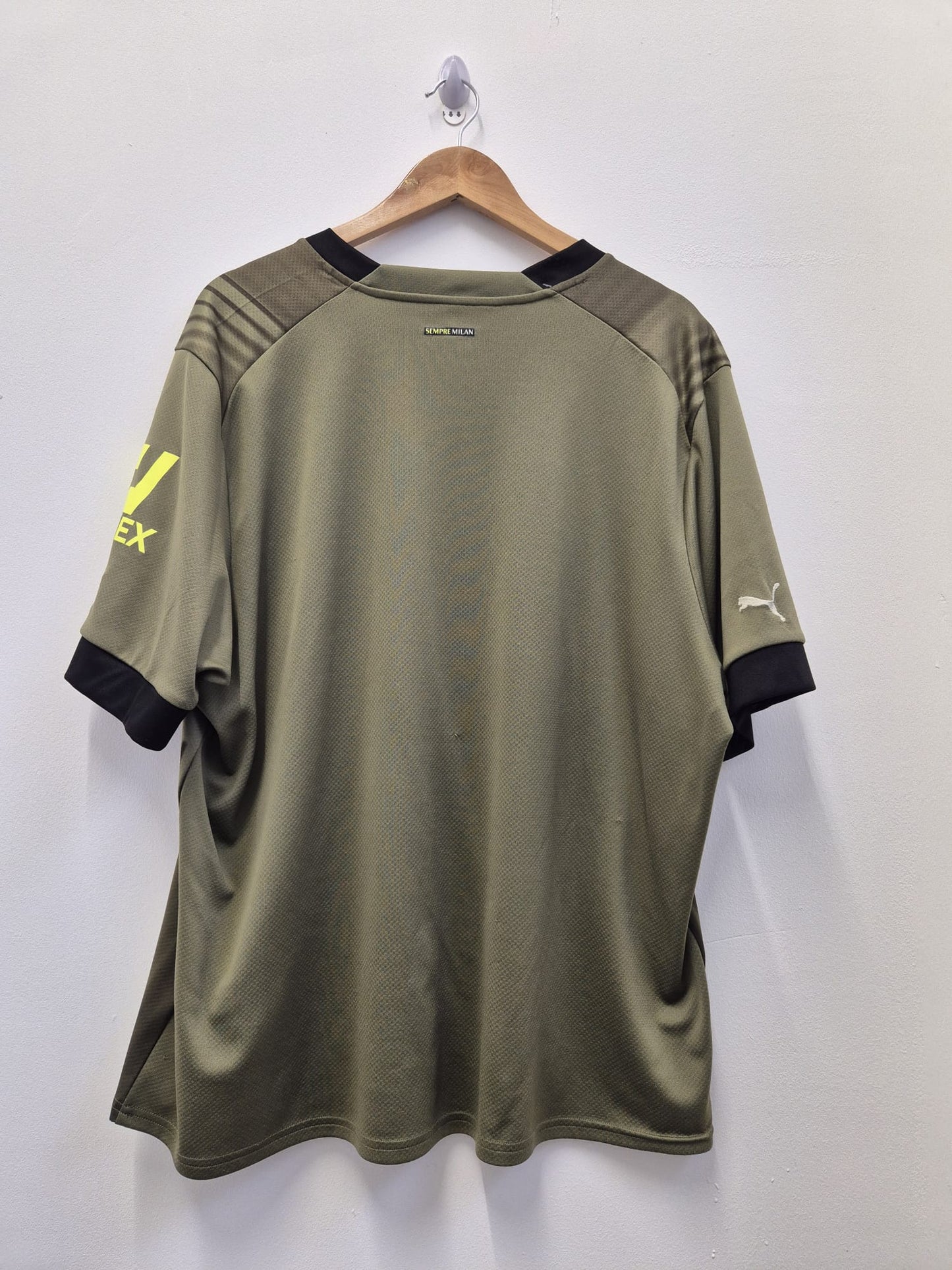 AC Milan 2022/23 Third Shirt XXL