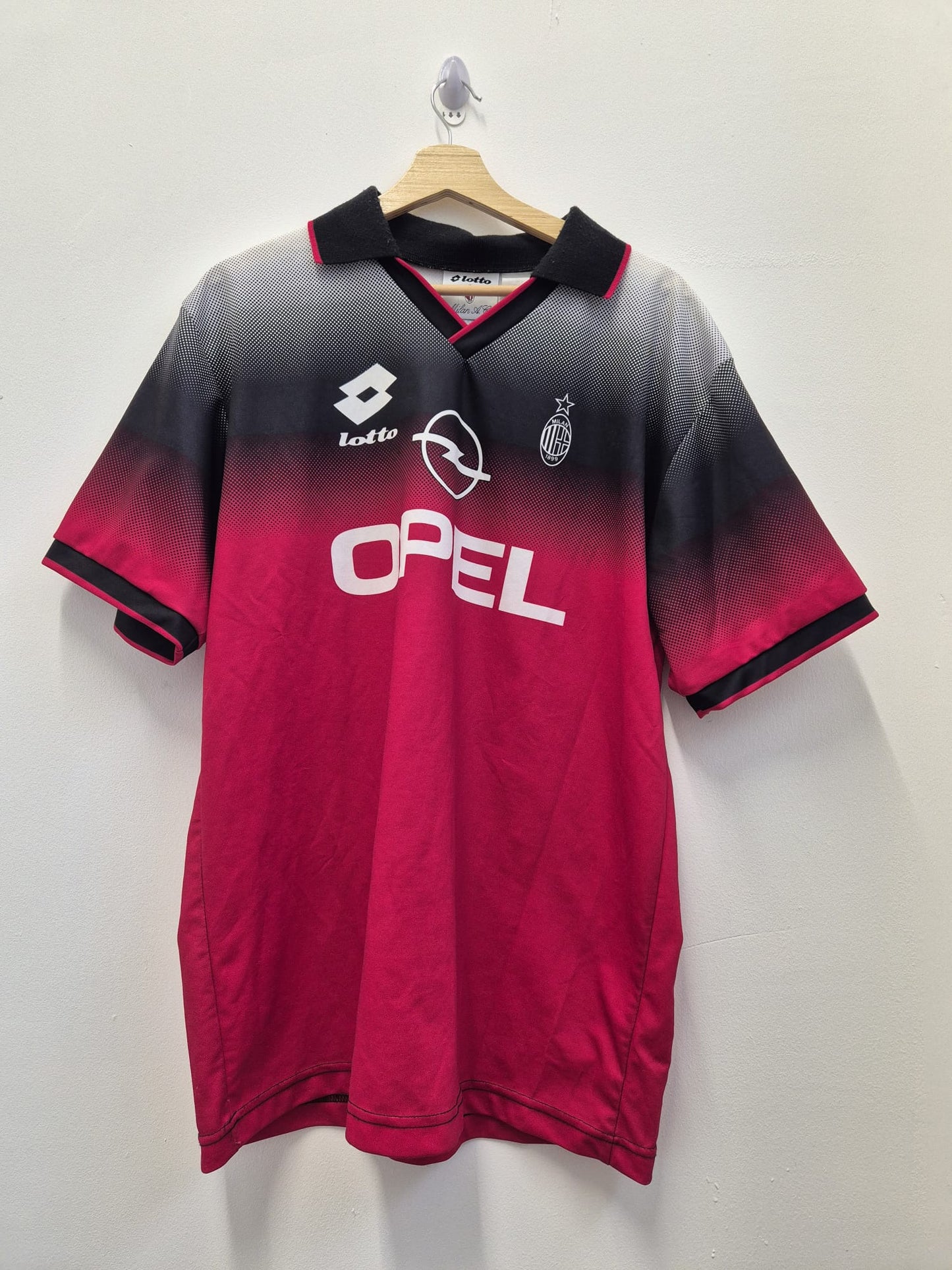 AC Milan 1996/97 Training Shirt Large