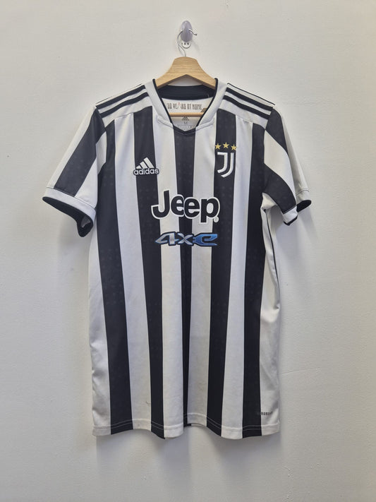 Juventus 2021/22 Home Shirt Medium