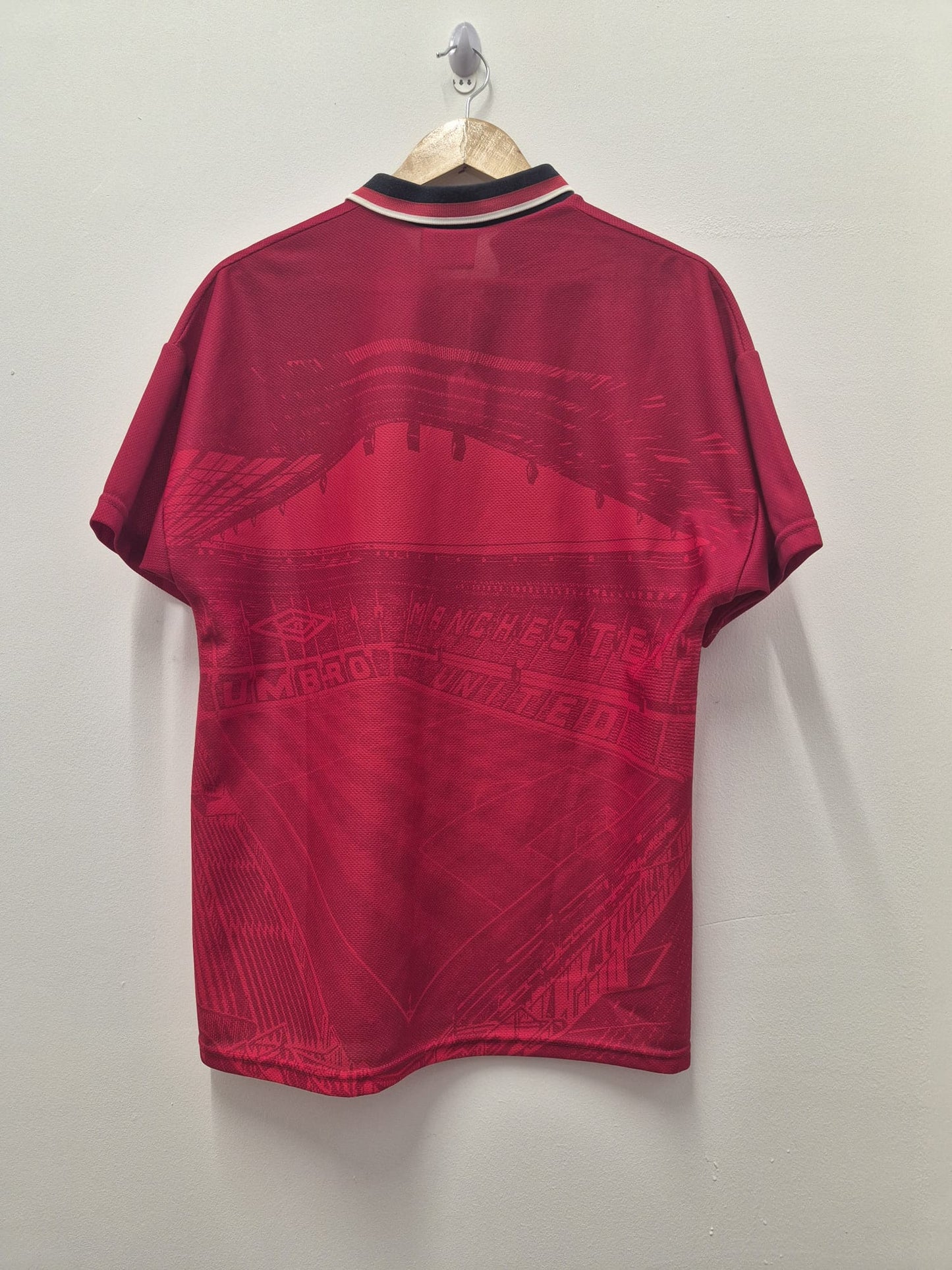 Manchester United 1994/96  Home Shirt Medium