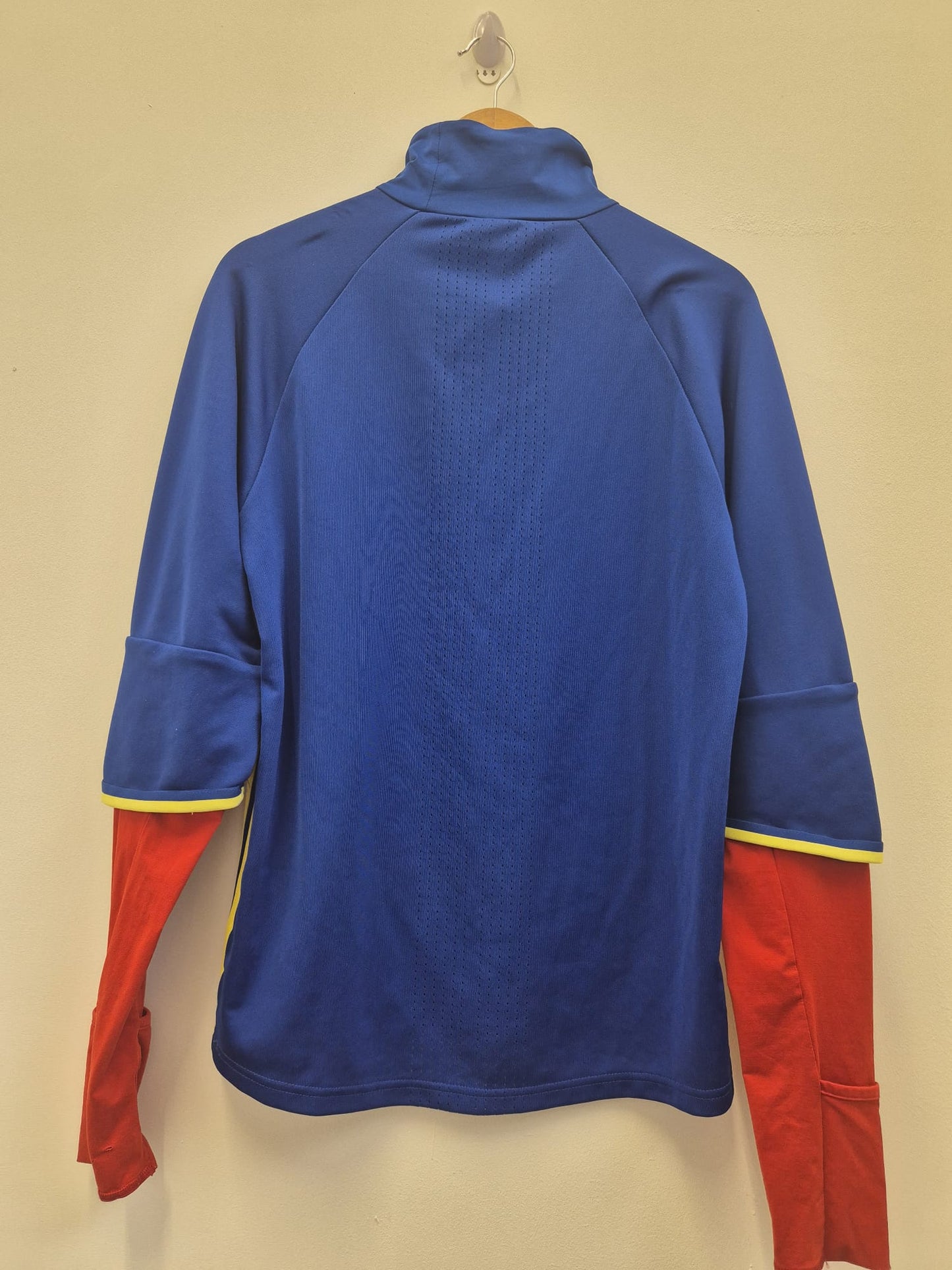 Spain 2016/17 Training Top Medium
