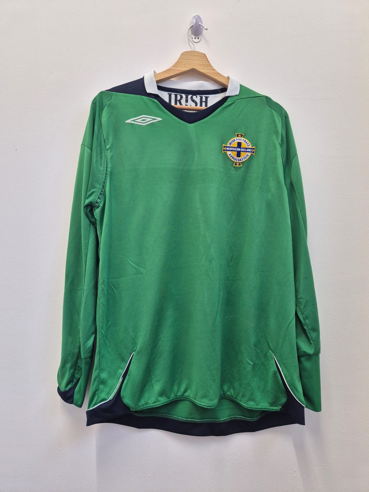 Northern Ireland 2006 Home Shirt Medium