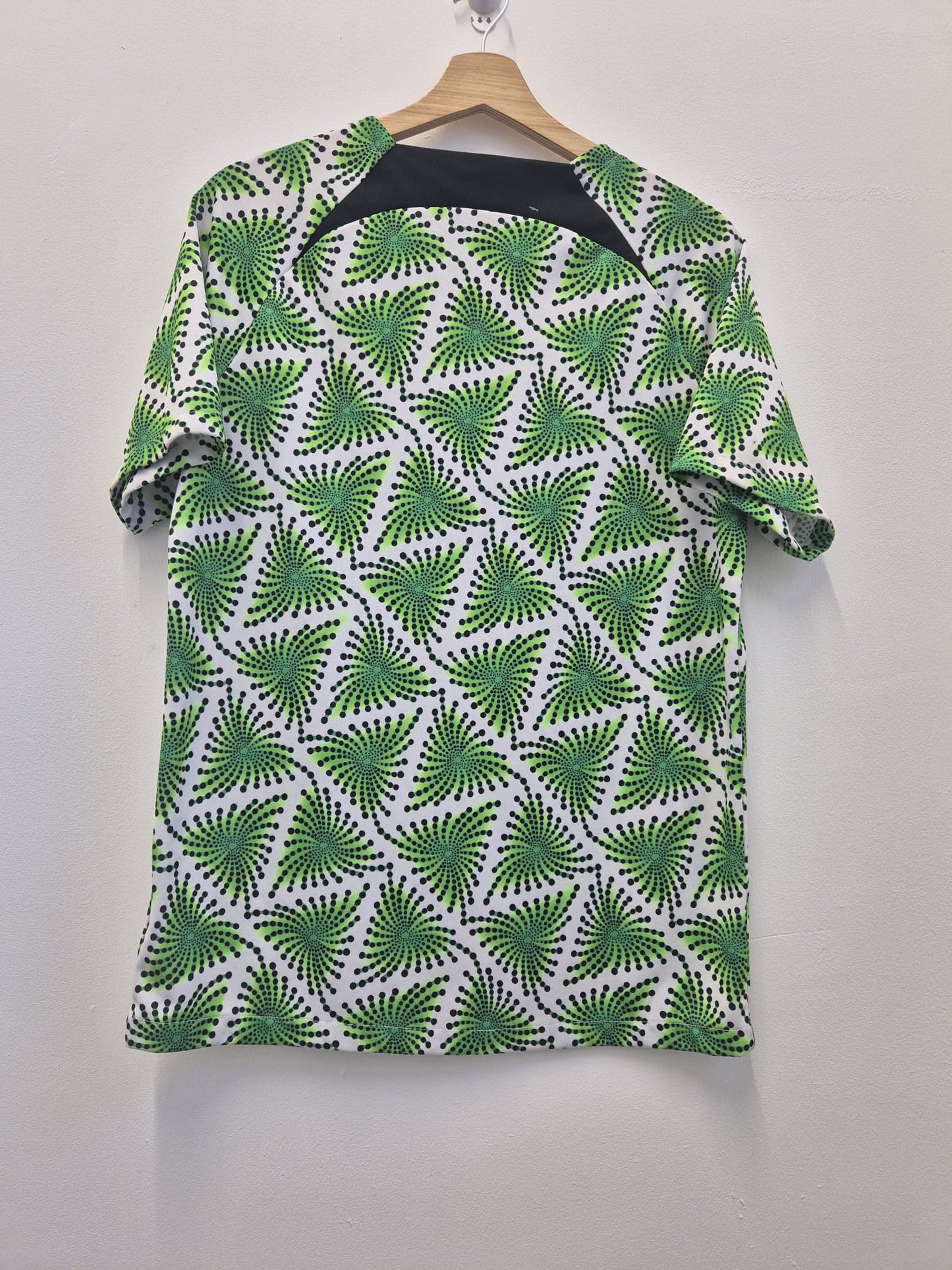 Nigeria 2022 Pre Match Shirt Medium