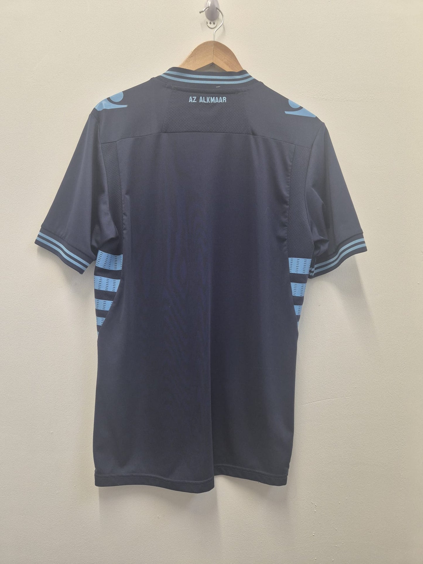 AZ Alkmaar 2013/14 Away Shirt Medium