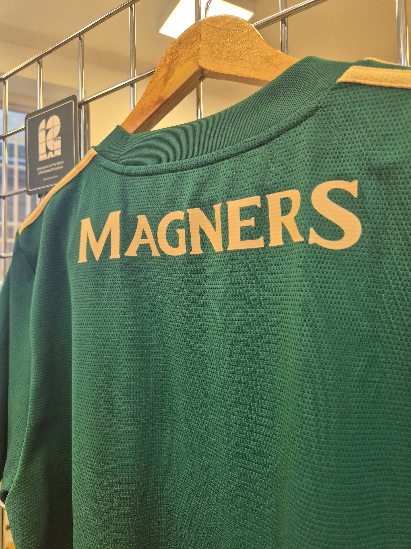 Celtic 2021/22 Away Shirt Large