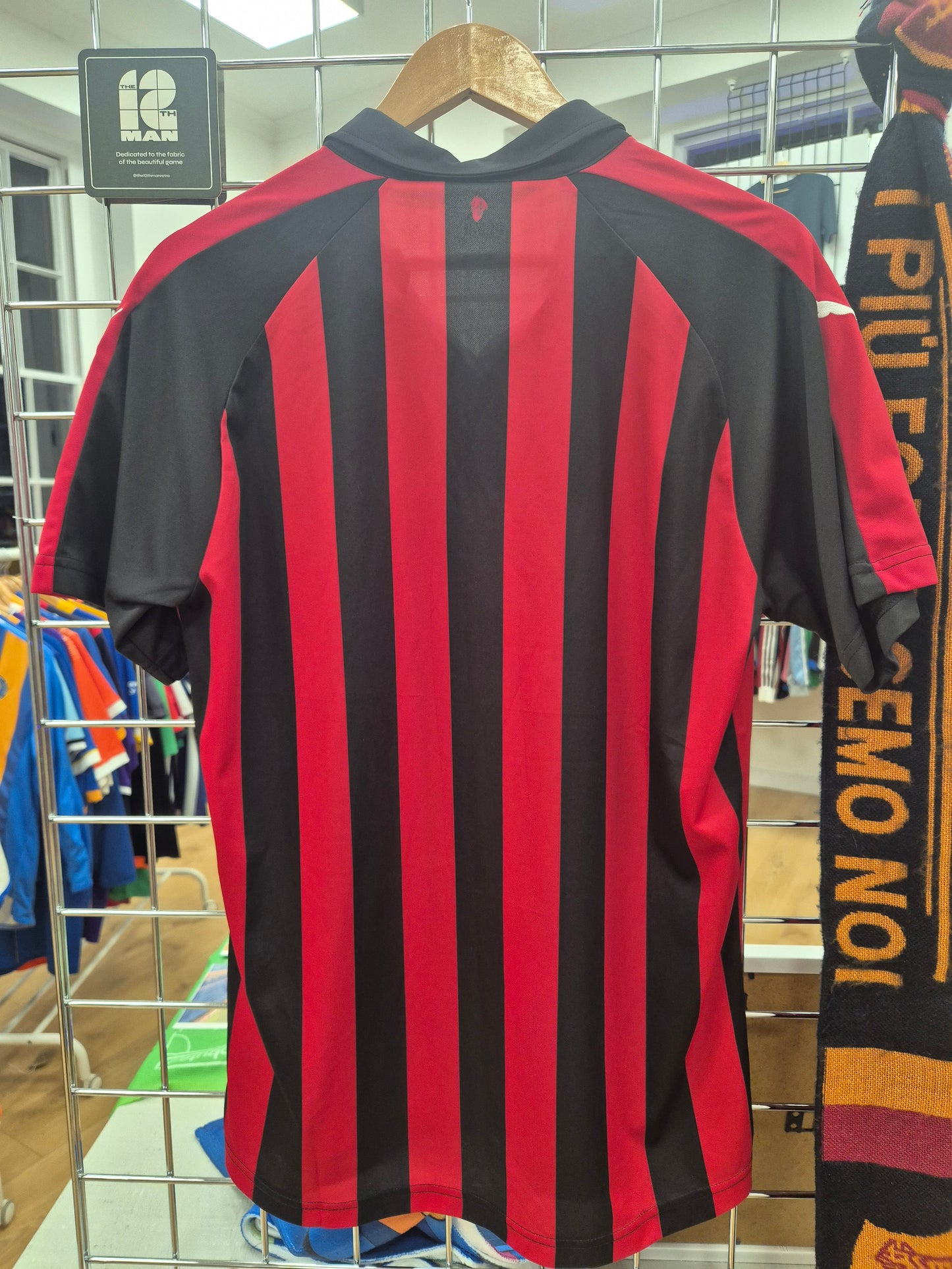 AC Milan 2018/19 Home Shirt Large