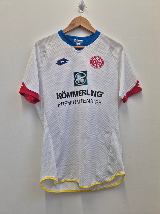 Mainz 2015/16 Away Shirt Large