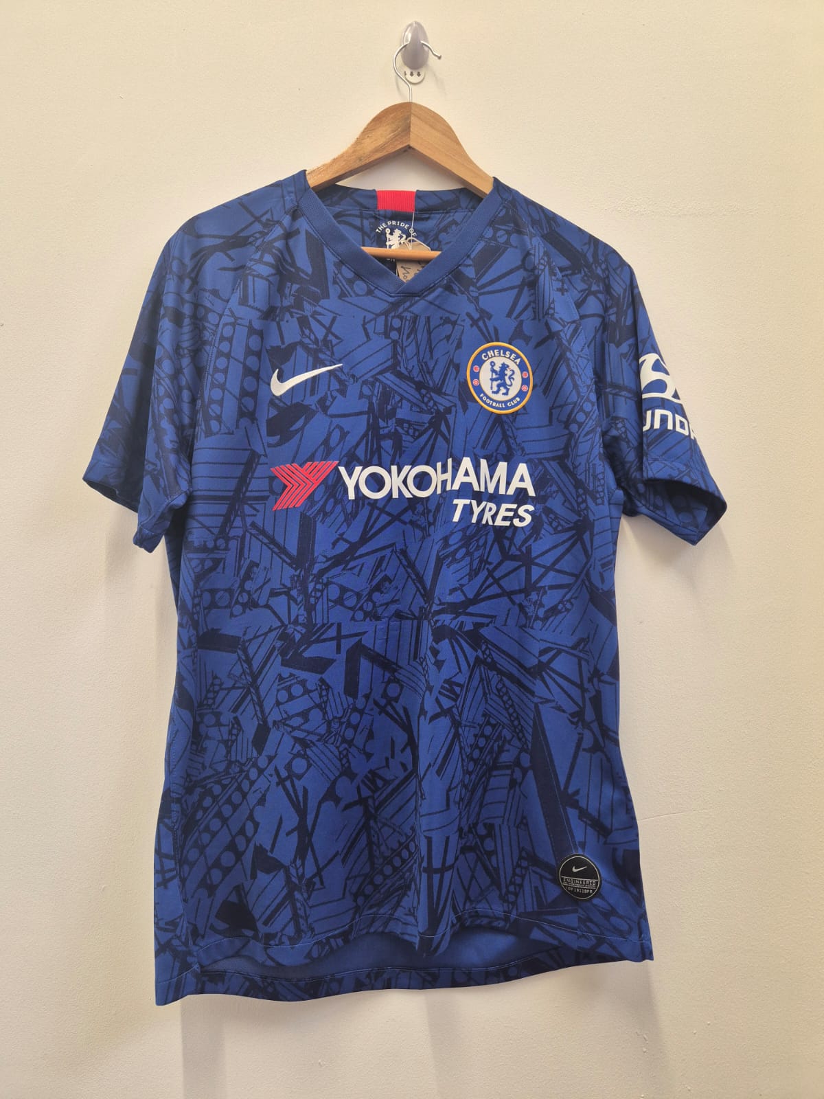 Chelsea 2019/20  Home Shirt Large