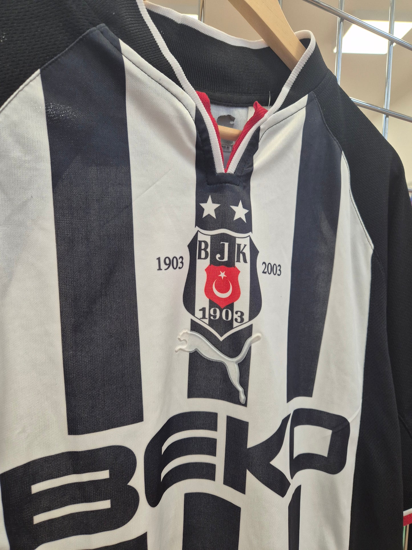 Besiktas 2002/03 Away Shirt Large