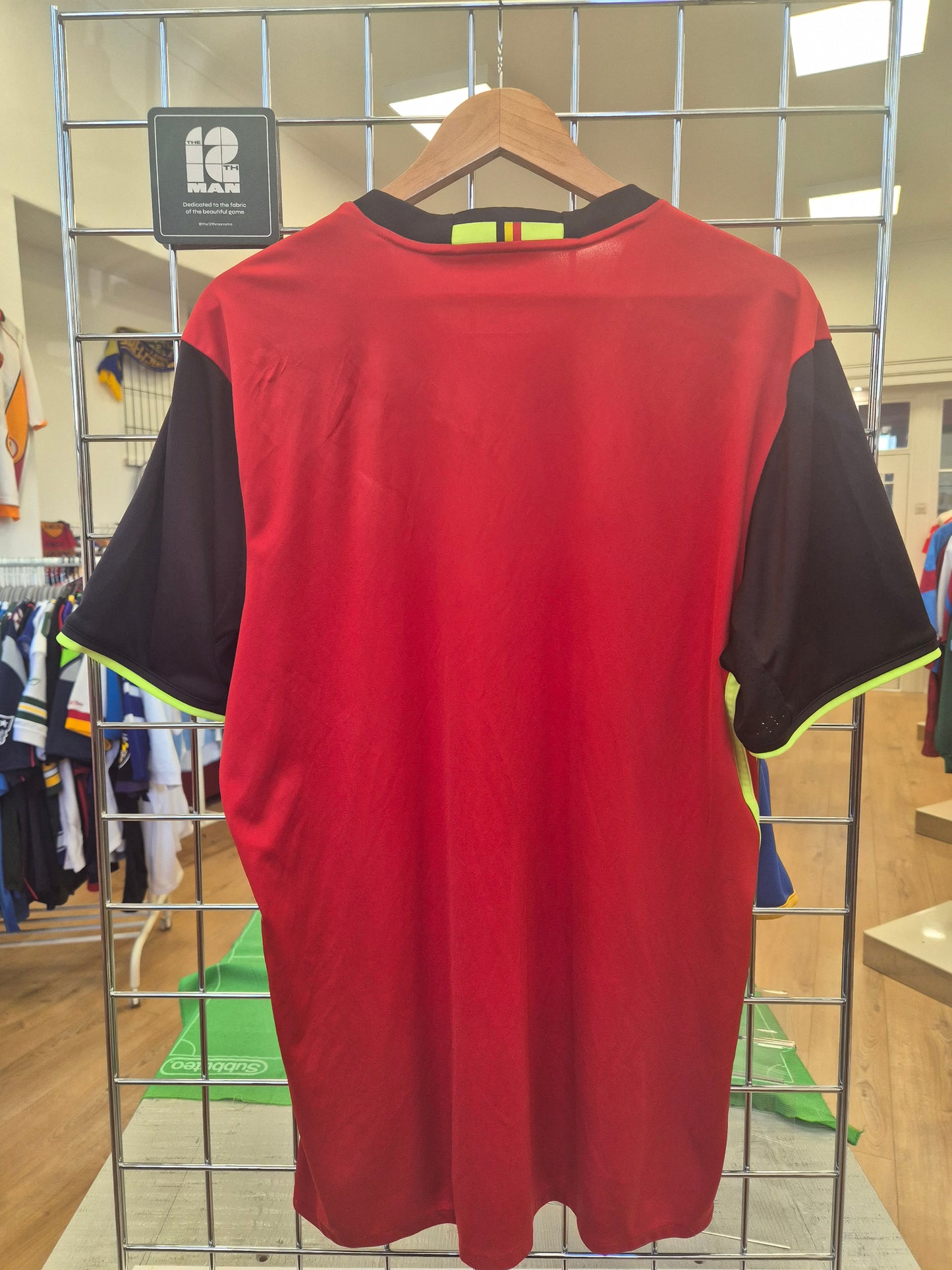 Belgium 2016/17 Home Shirt XL