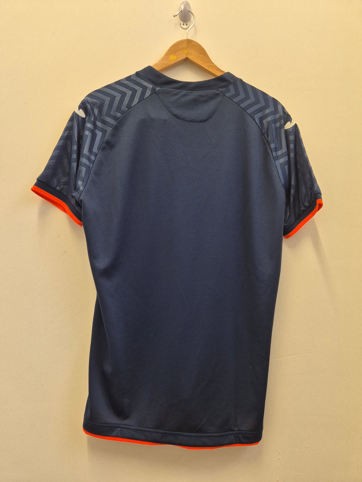 Istanbul Basaksehir 2022/23 Away Shirt X-Large