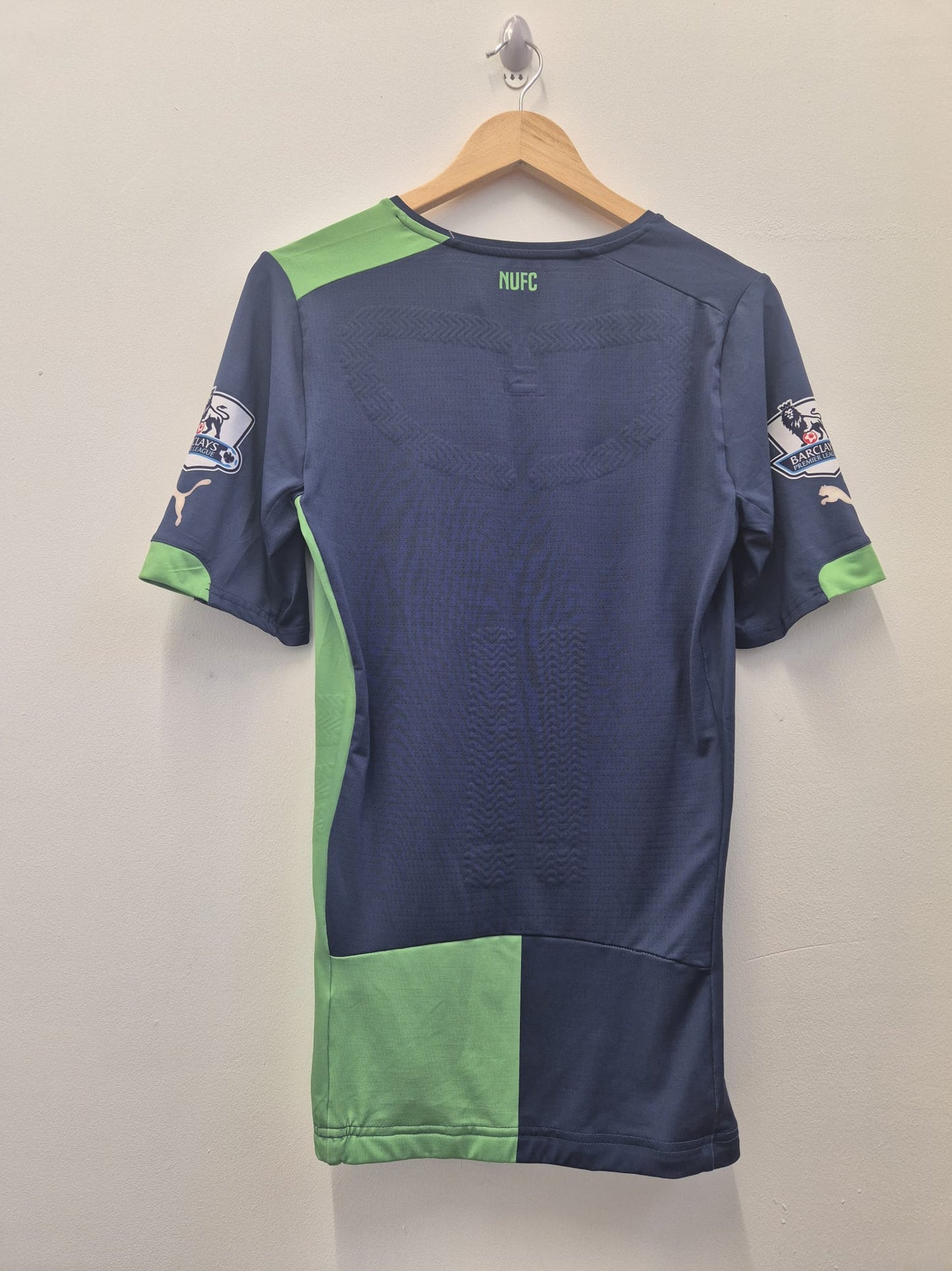 Newcastle United 2014/15 Third Shirt Large