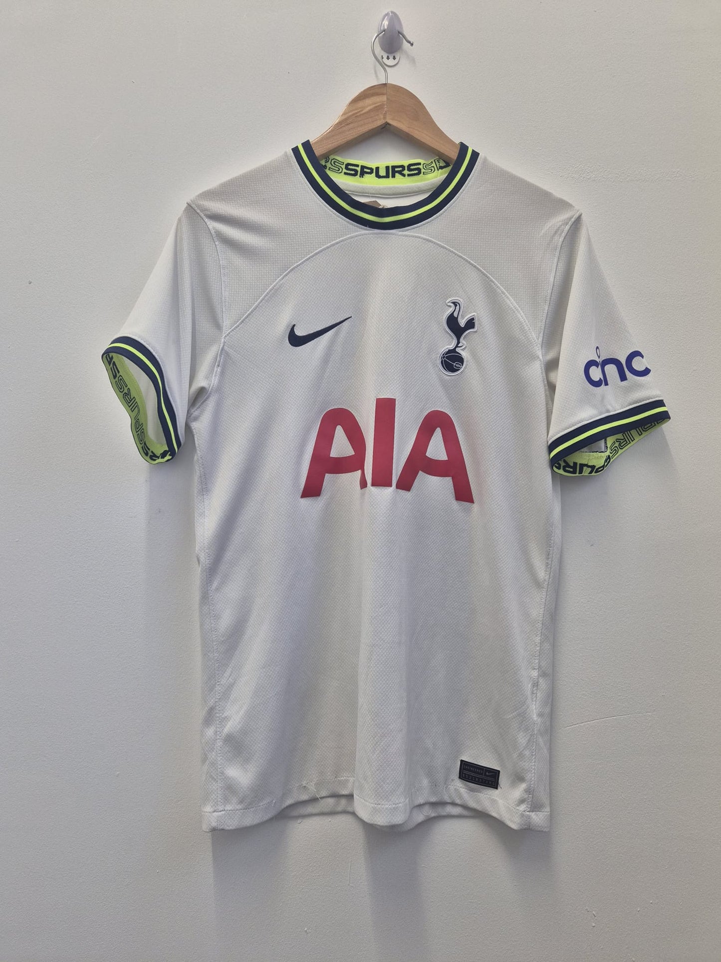 Tottenham Hotspur 2022/23 Home Shirt Small