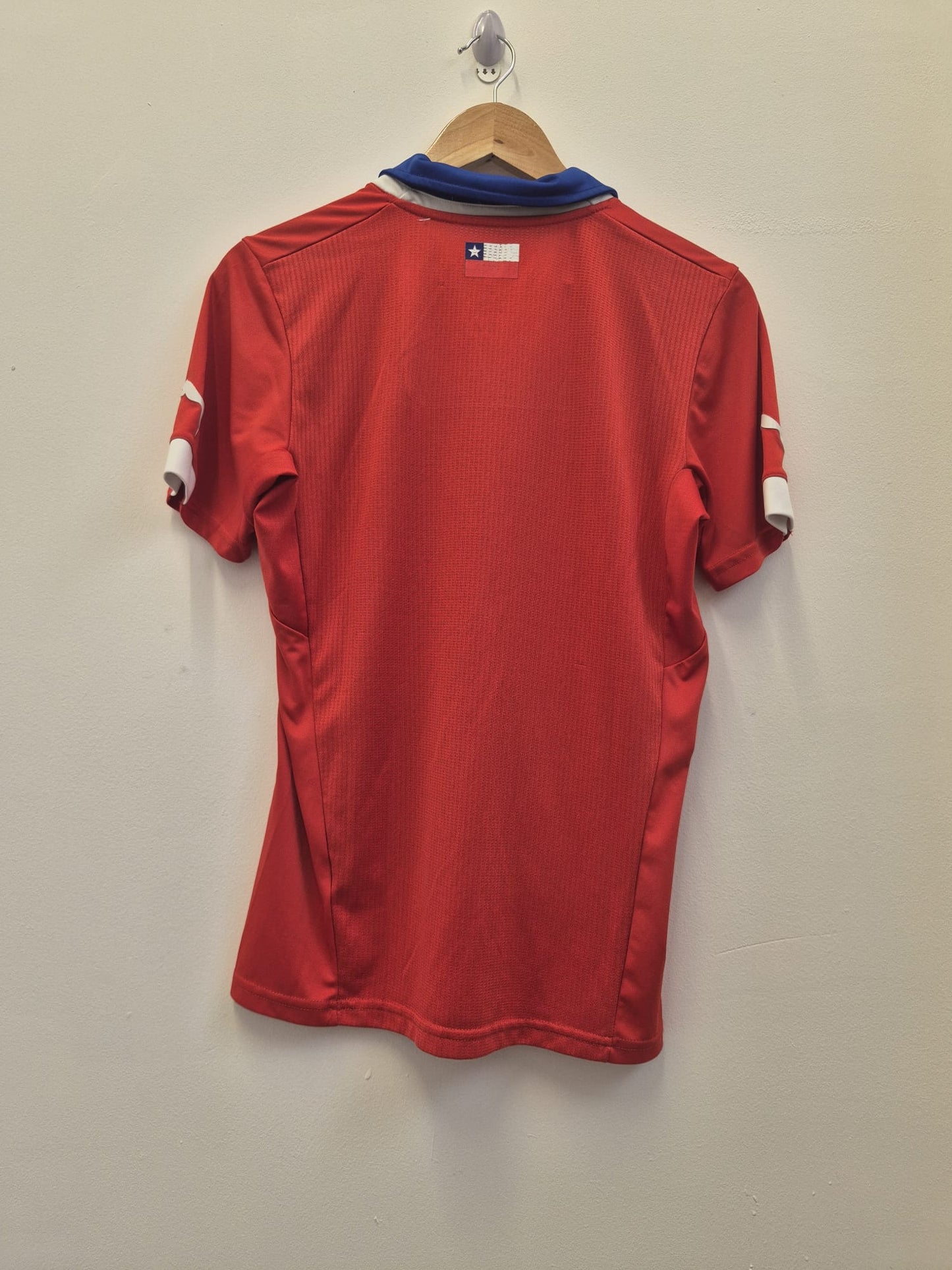 Chile 2014/15 Home Shirt Small
