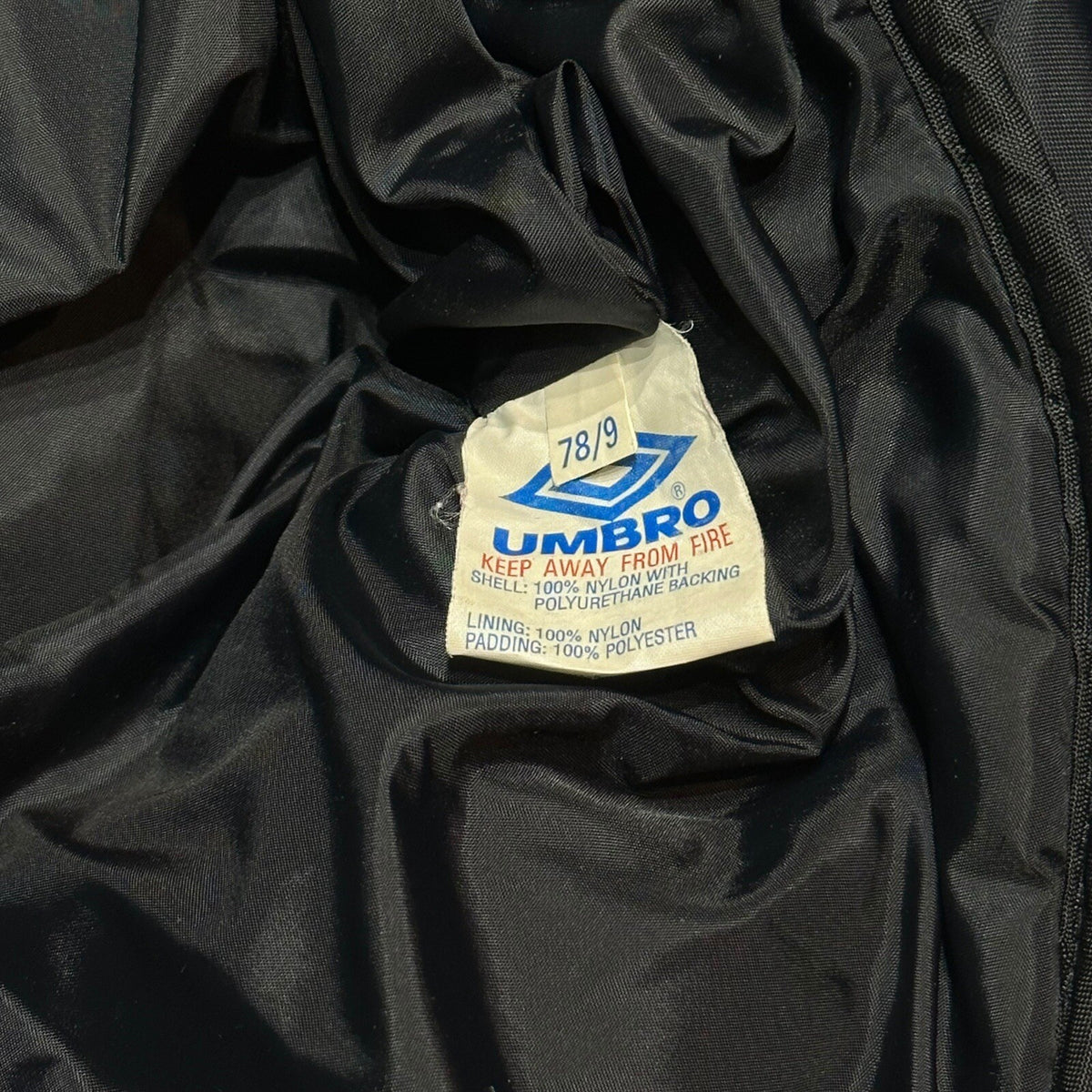 MANCHESTER UNITED 1990'S TRAINING FOOTBALL JACKET PUFFER VINTAGE UMBRO SIZE M