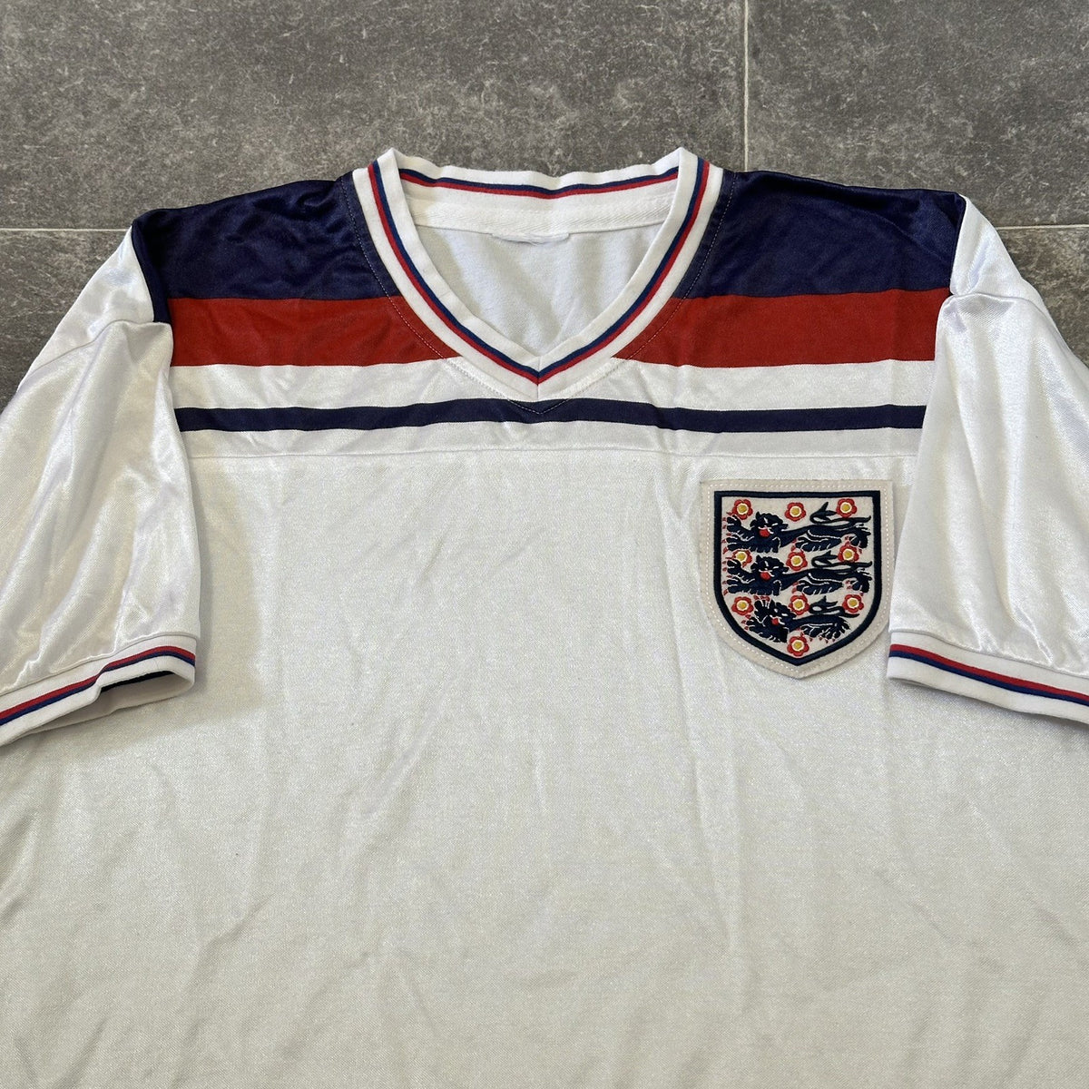 England Retro Football Shirt Size S Adults