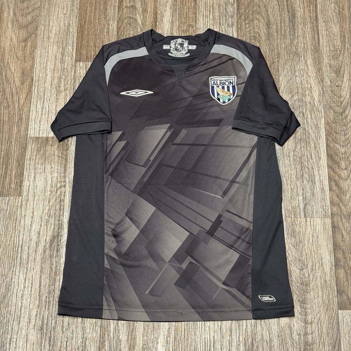 Umbro West Bromwich Albion 2009/10 Goalkeeper Shirt Small WBA FC Football