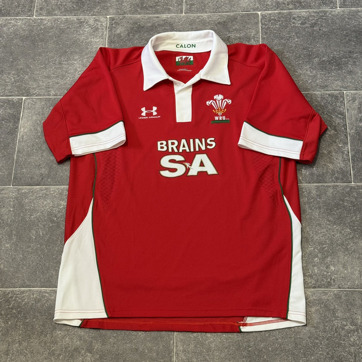 Wales Rugby Home Shirt 2009/10 Large Official Rare Brains