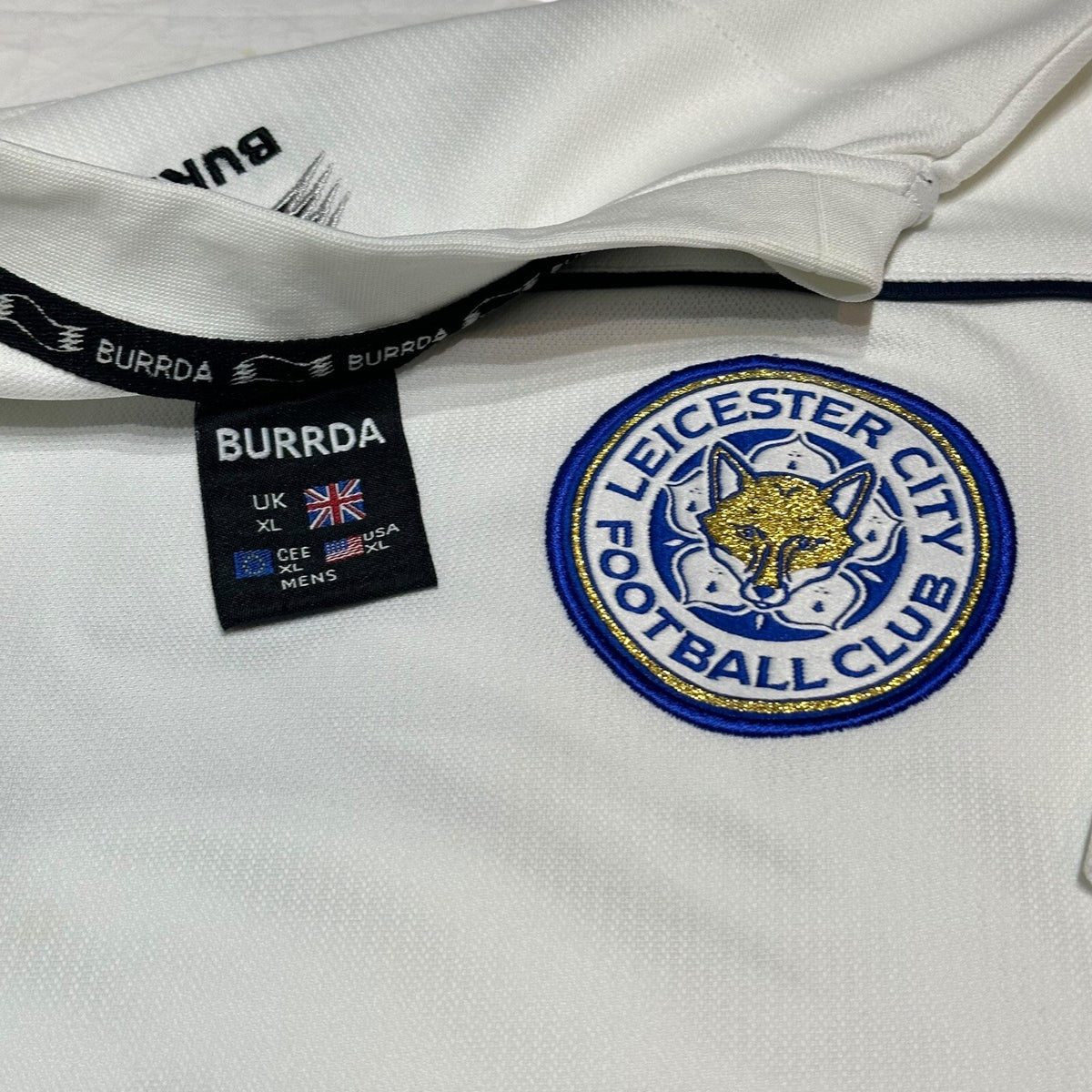 Leicester City AWAY Football Shirt BURDDA Size XL Adult