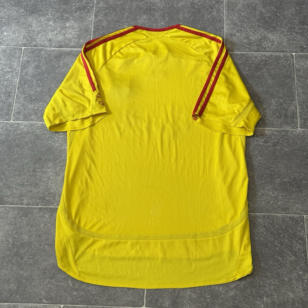 LIVERPOOL 2006 2007 AWAY FOOTBALL SHIRT ADIDAS JERSEY SIZE MEDIUM
