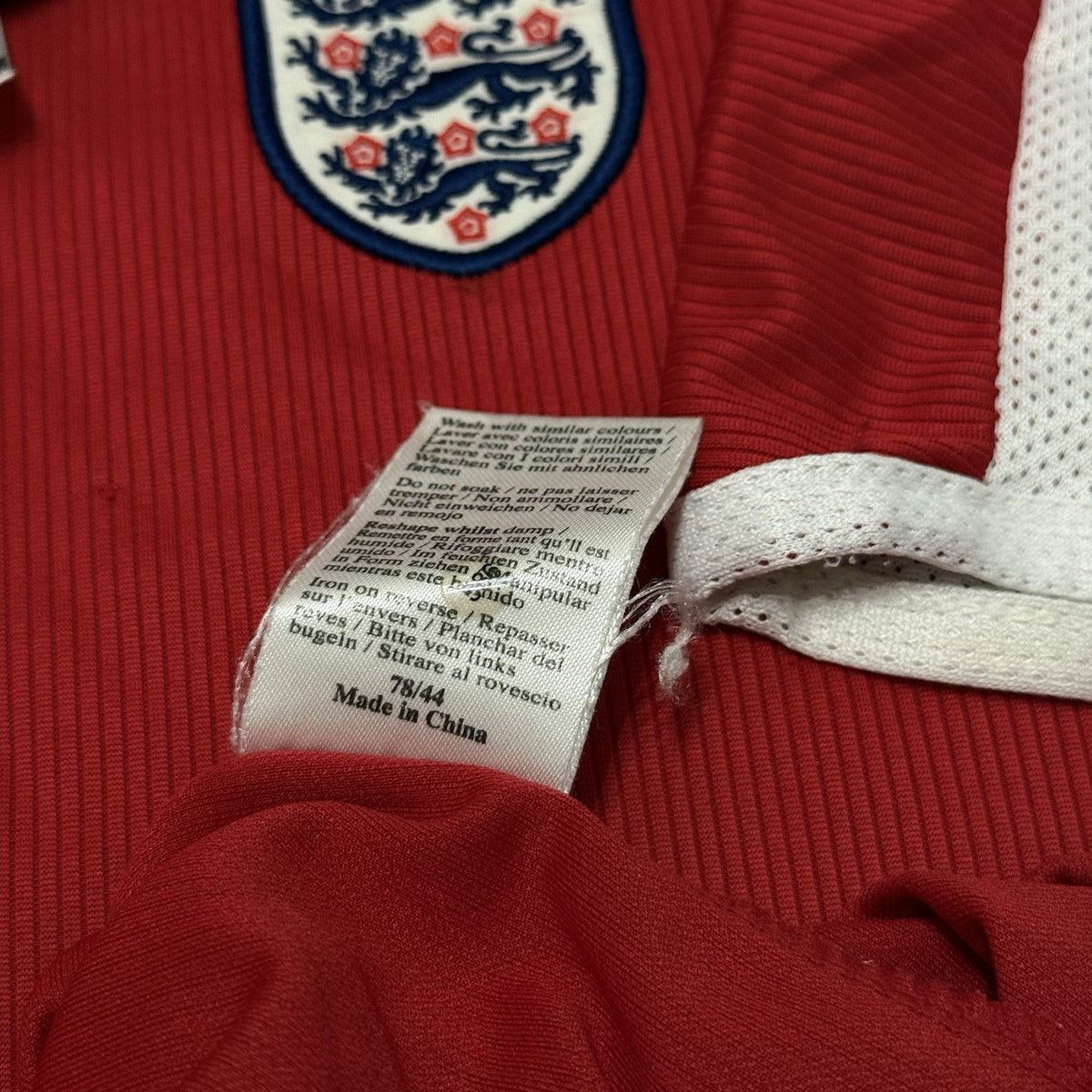 England Training Football Shirt 2004/06 Adults Small Umbro
