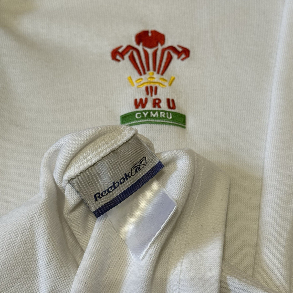 Wales Away Rugby Shirt 2005 Size XXL Mens 2XL Short Sleeve Reebok Brains WRU