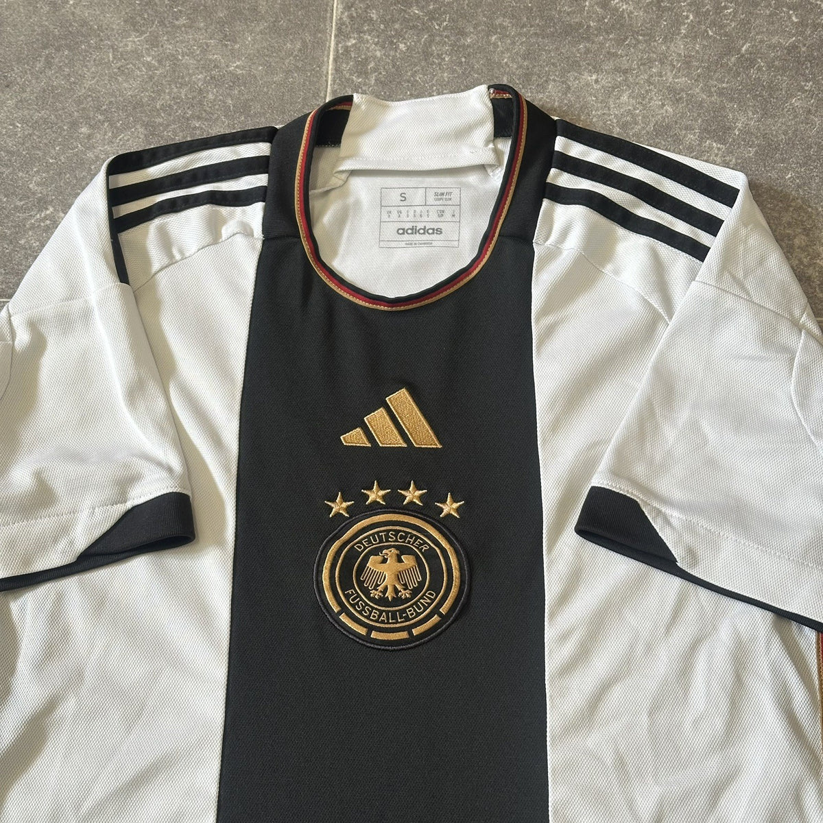 Germany 2022 Home Shirt Men's Size Small
