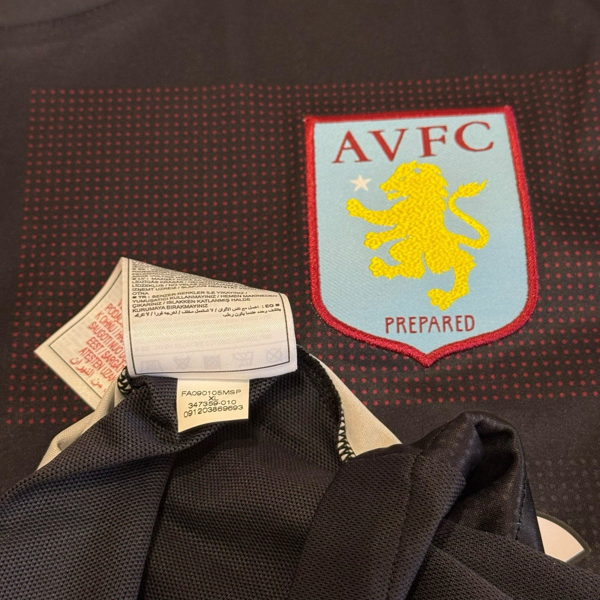 Aston Villa Football Shirt Nike Acorns XL Extra Large Training Top 2000s