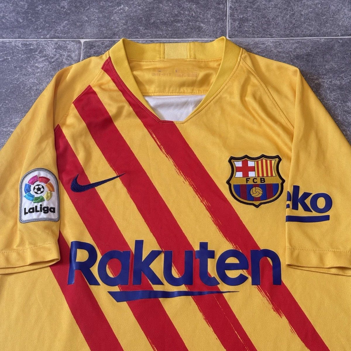 FC Barcelona Nike Fourth Shirt 2019/20 Small Adults