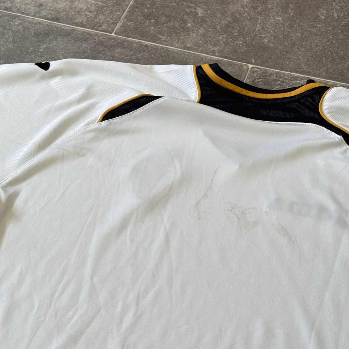 VALENCIA 2011/2012 HOME FOOTBALL SHIRT SOCCER JERSEY SIZE XXL ADULT JOMA USED