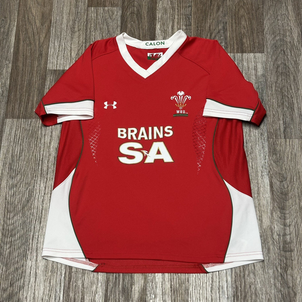 Wales 2009/10 Home Rugby Shirt Jersey Large Womans Under Armour WRU