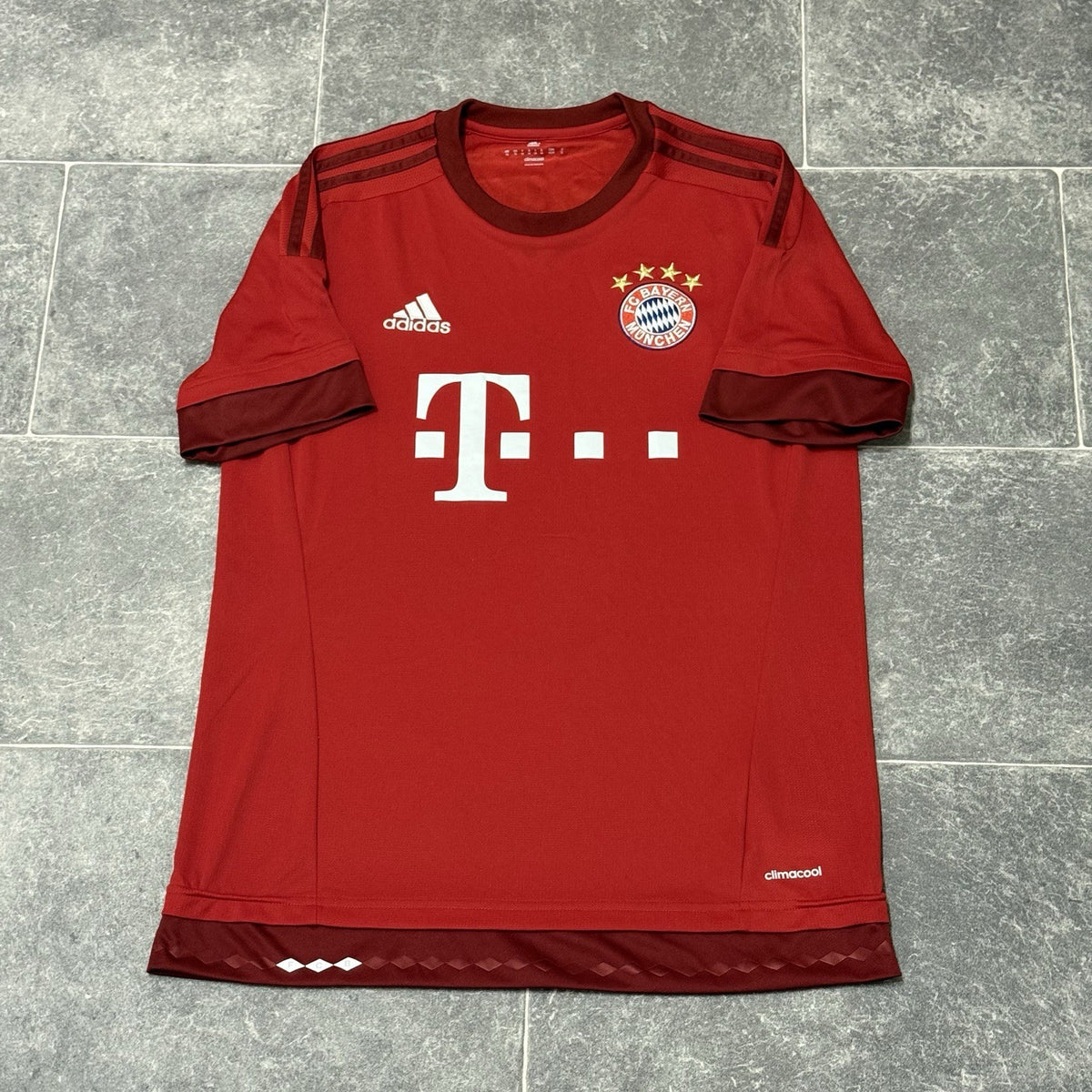 BAYERN MUNICH HOME FOOTBALL SHIRT 15/16 MENS ADIDAS JERSEY SIZE Medium