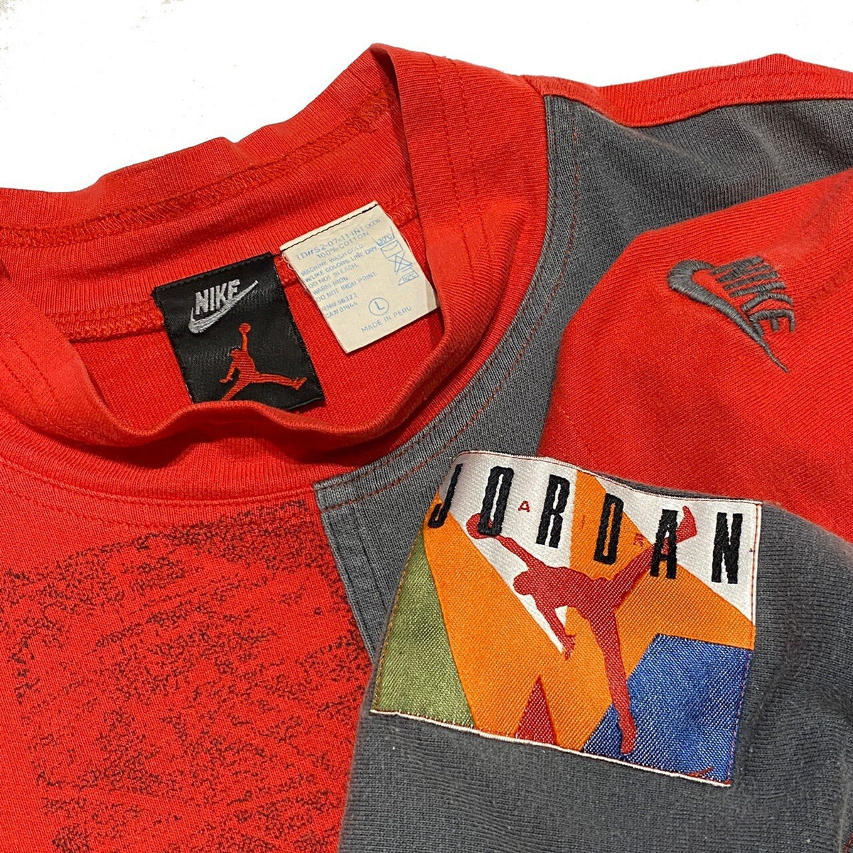 Vintage Nike Jordan T Shirt 23 Motif Jordan Mini Swoosh In Red / grey 1992