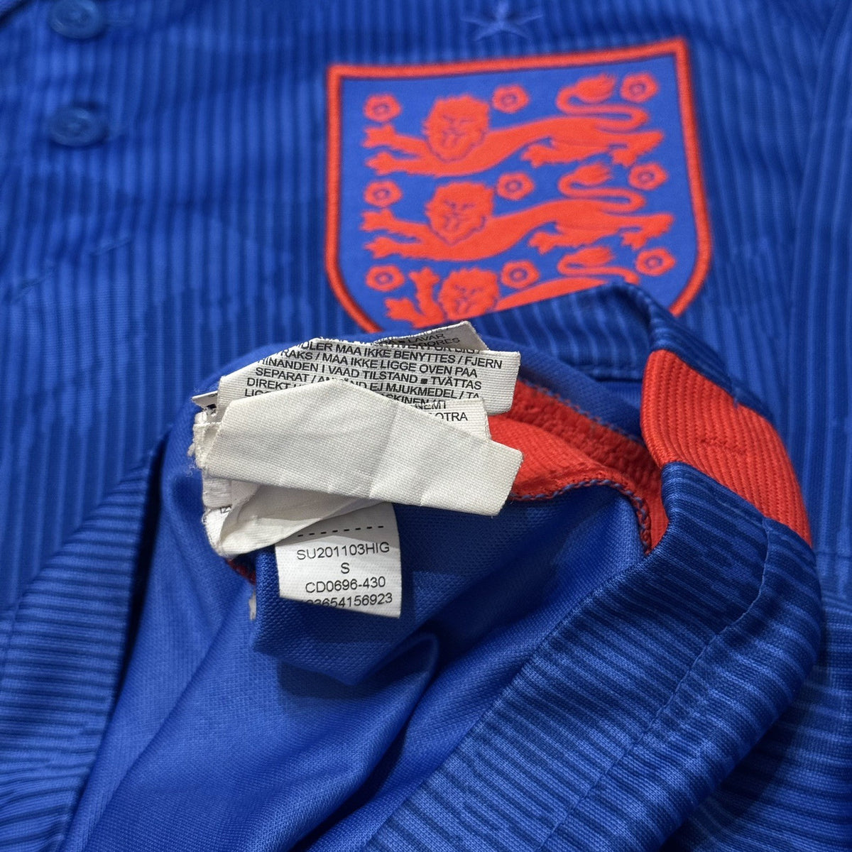 England National Football 2020/21 Away Kit Shirt Blue Size SMALL Nike Euros