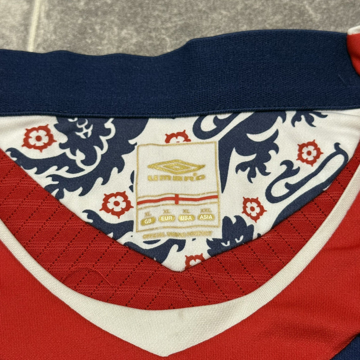 England Away Football Shirt 2008/10 Adults XL Extra Large Umbro