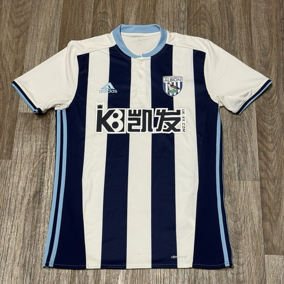 WEST BROMWICH ALBION FOOTBALL CLUB 2016/ 2017 Short Sleeve Home Shirt Medium