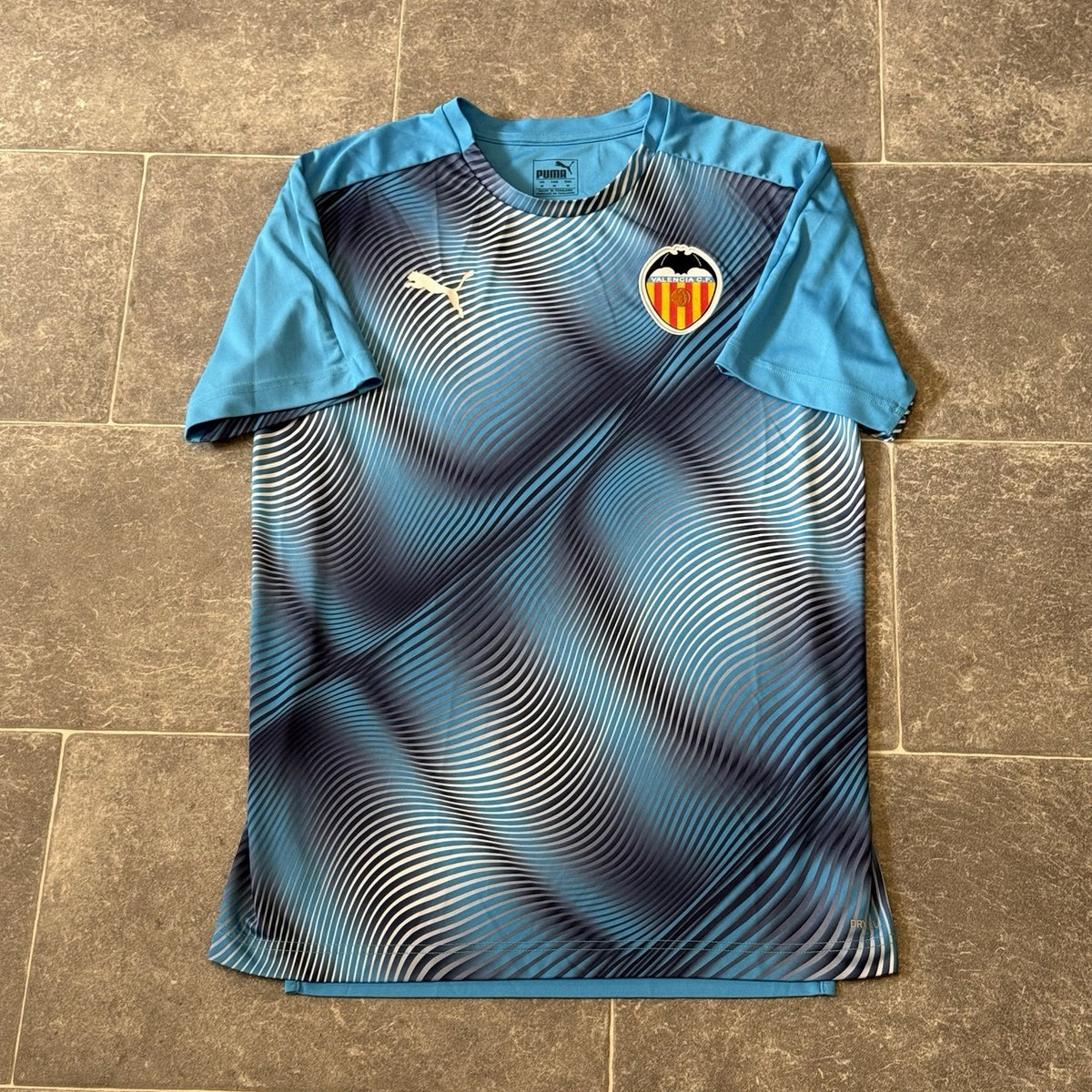 Valencia Football Shirt 2020/2021 Training Jersey Size Medium Adults