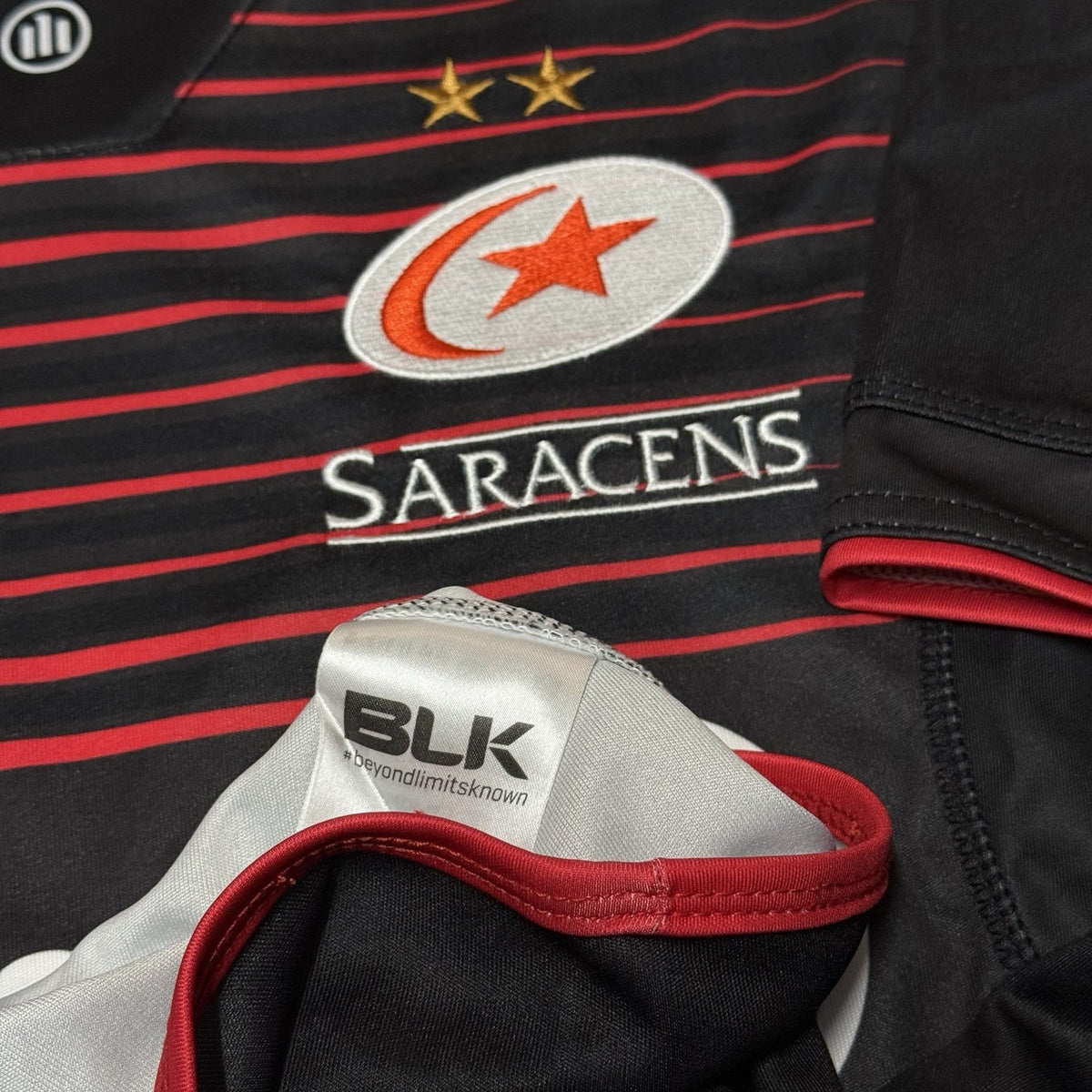 Saracens Rugby Union Home Shirt 2017/2018 BLK Small S Jersey Black Top