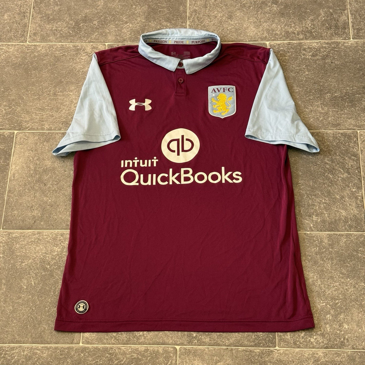 Aston Villa Home Football Shirt 2016/17 Men’s Large Under Armour