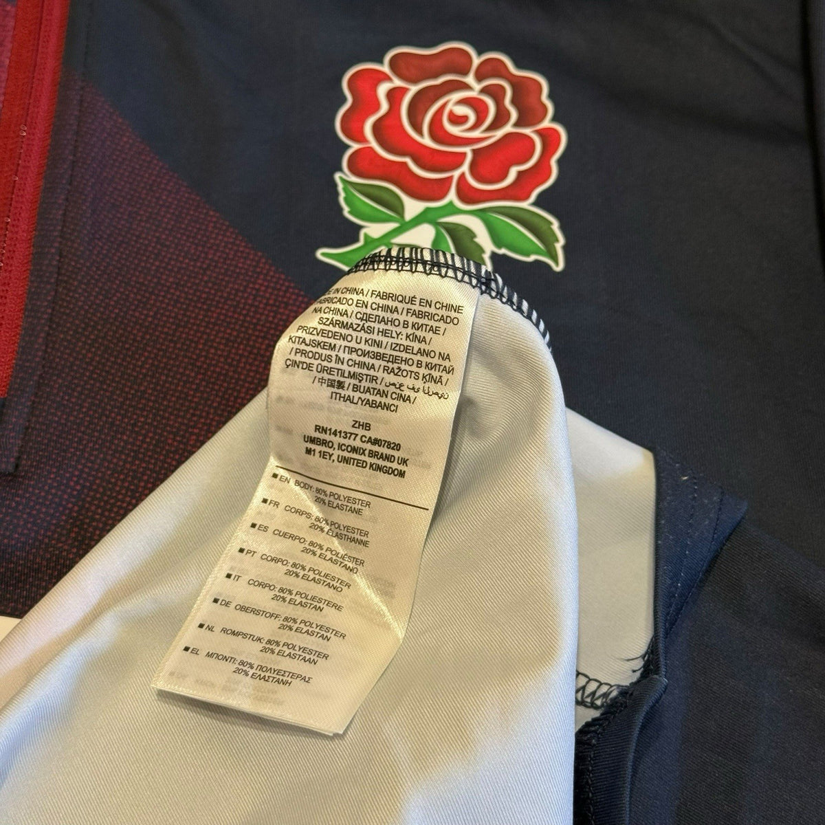 Men's England Rugby Union Umbro Warm Up Mid Layer Long Sleeve Top Size Medium