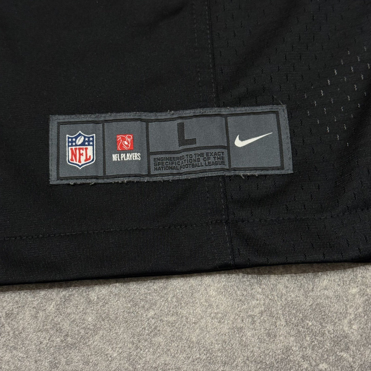 Philadelphia Eagles Carson Wentz #11 NFL Jersey Nike Large Adults Retro