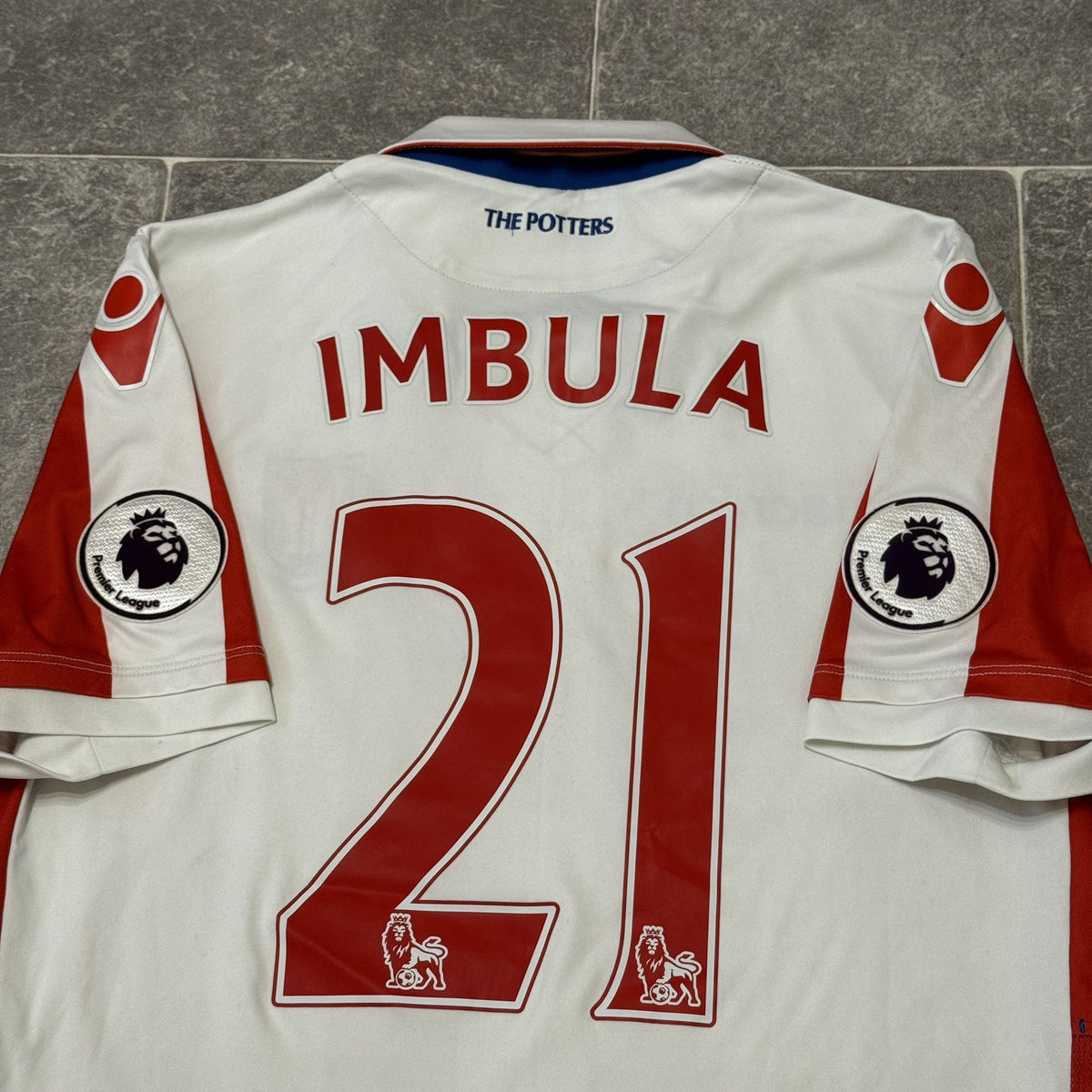 Stoke City Home Football Shirt 2016/17 Adults Medium Macron #21 Imbula